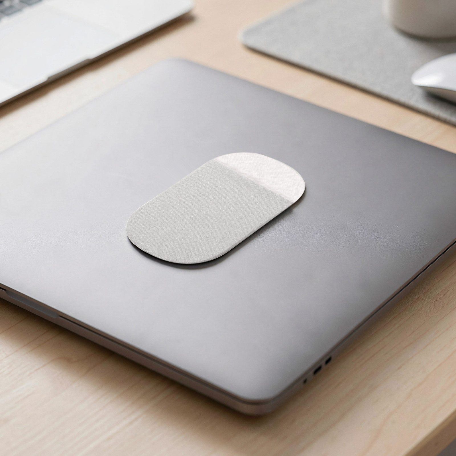 Yapışkanlı Dizüstü Bilgisayar  - Tech Accessories Case incelemesi ve fiyatı
